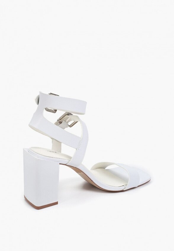 Босоножки Araz