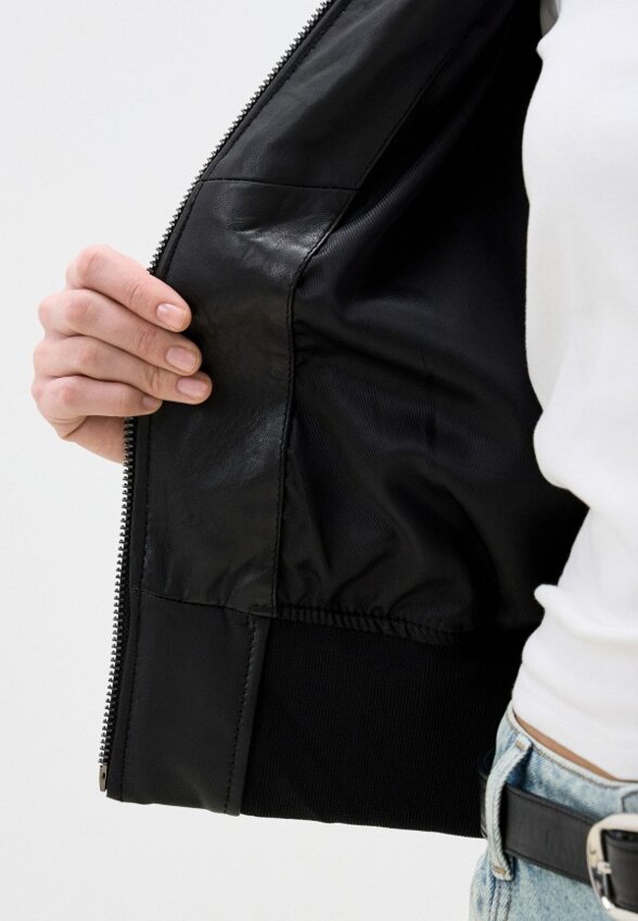 Куртка кожаная Снежная Королева