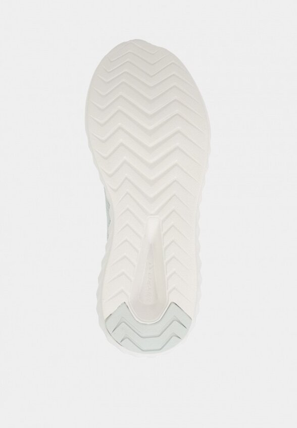 Кроссовки Demix