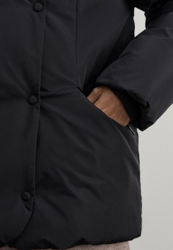 Пуховик Zarina