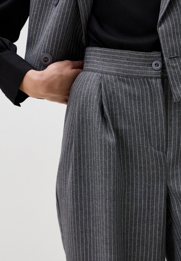 Костюм Mon-Kartis