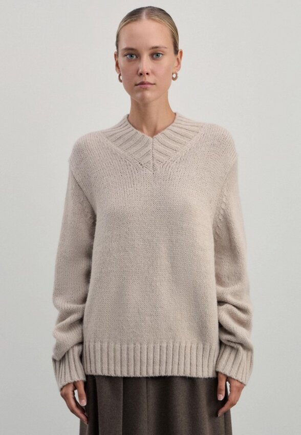 Пуловер Zarina