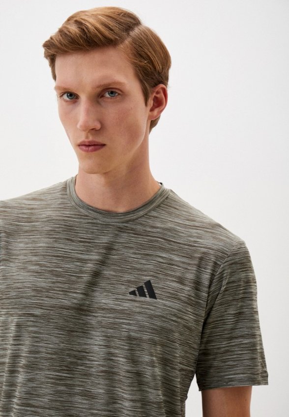 Футболка спортивная adidas