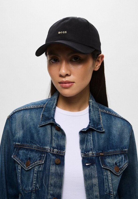 Бейсболка Boss