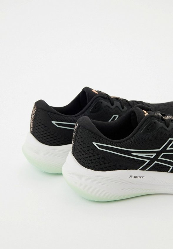 Кроссовки ASICS