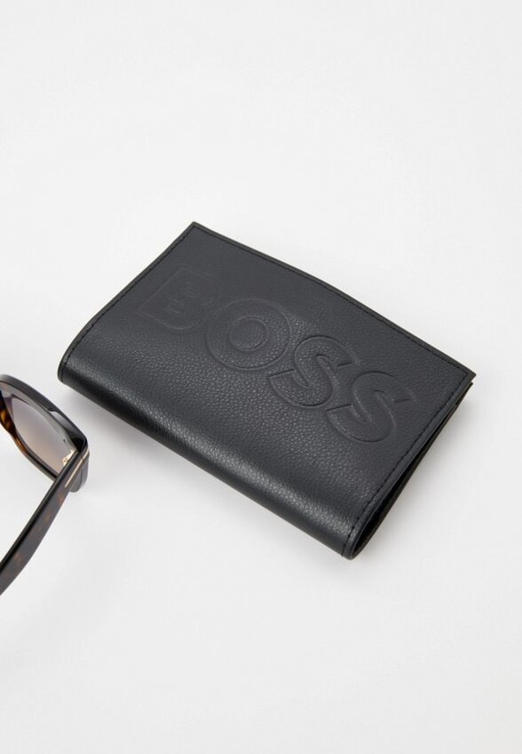 Очки солнцезащитные Boss