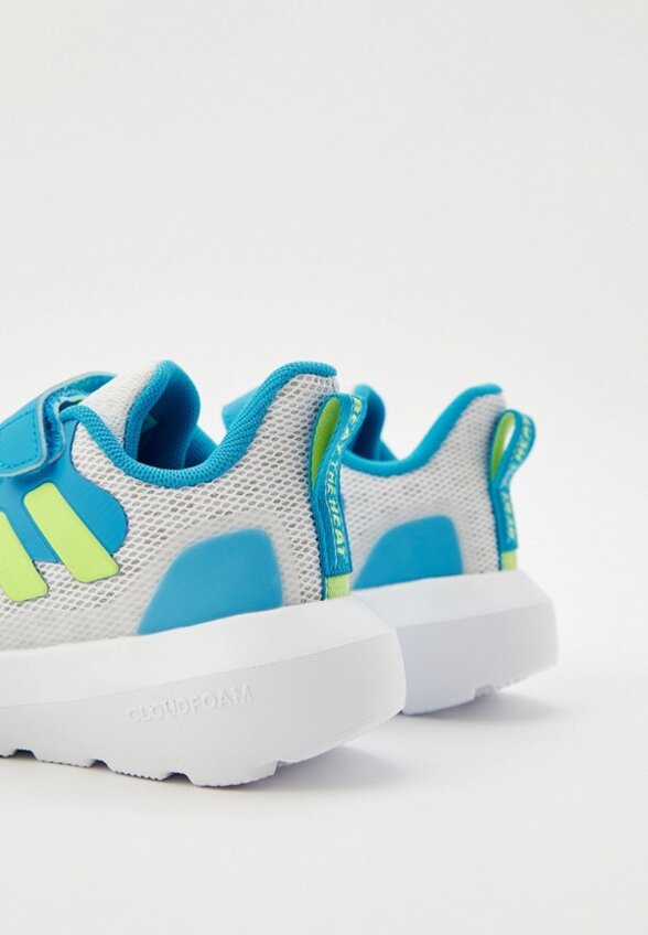 Кроссовки adidas