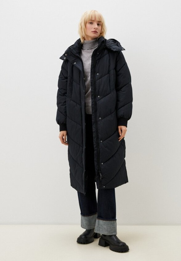 Пуховик Volcom