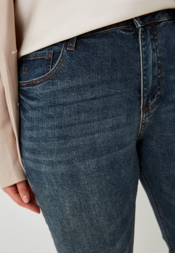 Джинсы Mossmore