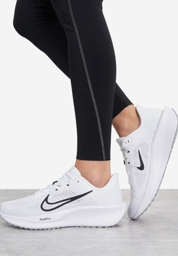 Кроссовки женские Nike Quest 6, Белый