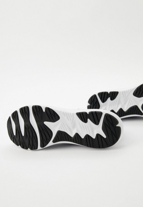 Кроссовки ASICS