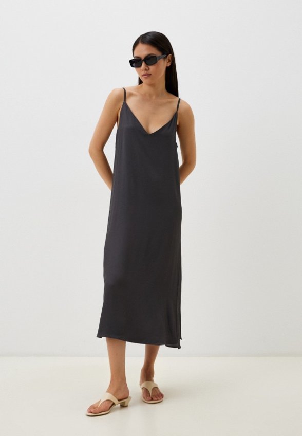 Платье Voluminous