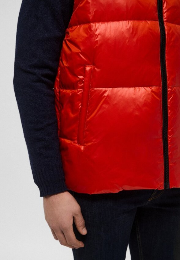 Жилет утепленный Trussardi