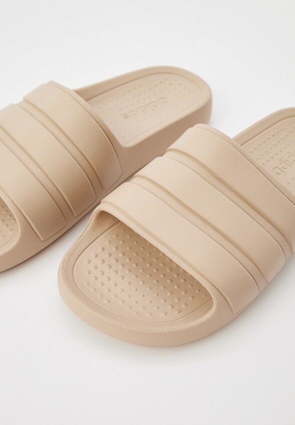 Сланцы adidas