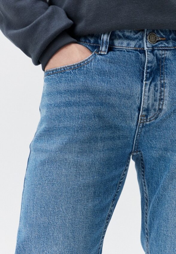 Джинсы Mossmore