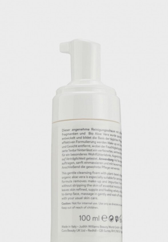 Пенка для умывания и снятия макияжа Judith Williams