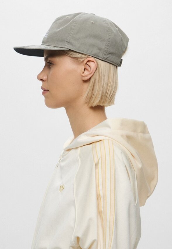 Бейсболка adidas Originals