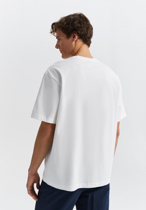 Футболка 20Line