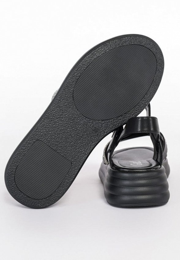 Босоножки Gut