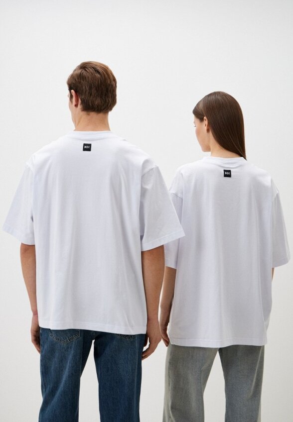 Футболка DNK