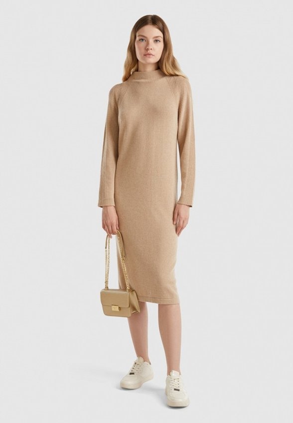 Платье United Colors of Benetton