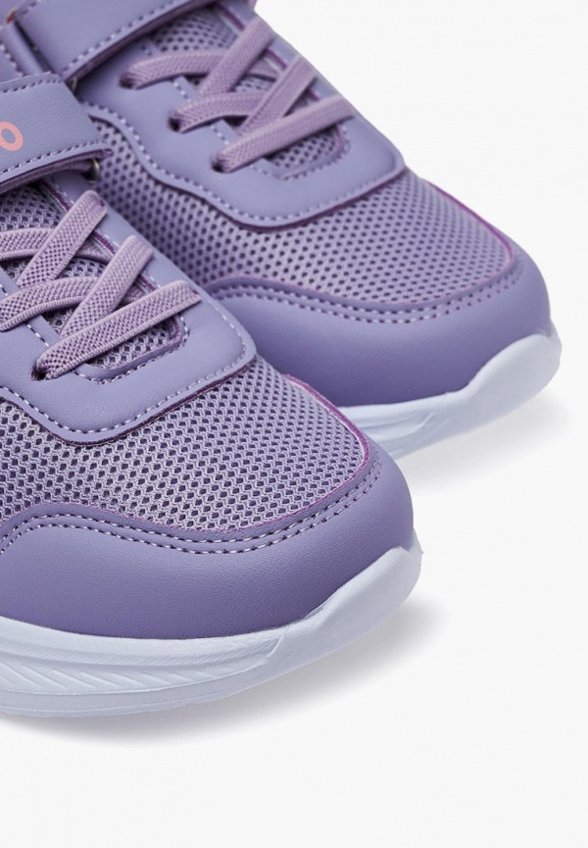 Кроссовки Tikkago