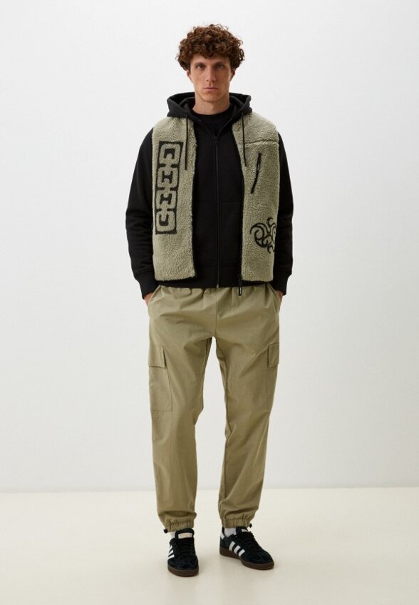 Жилет утепленный Volcom