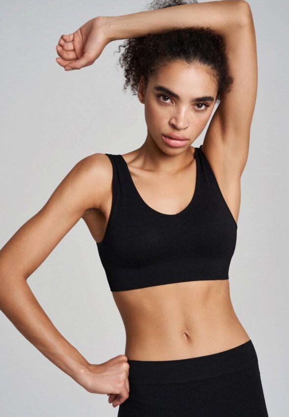 Топ спортивный Modis