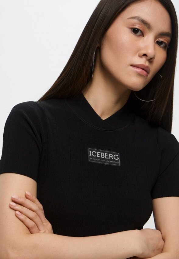 Платье Iceberg