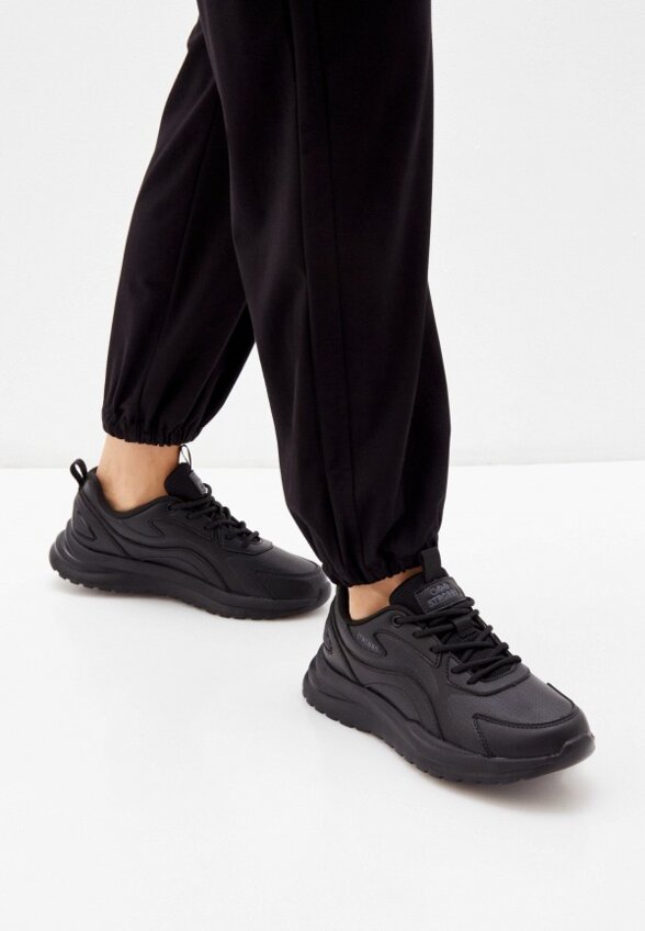 Кроссовки Strobbs