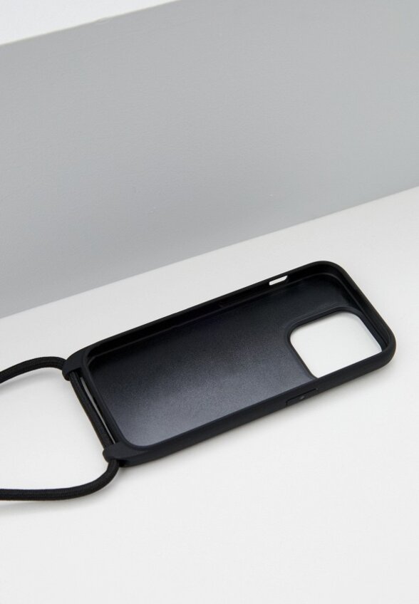 Чехол для iPhone Karl Lagerfeld