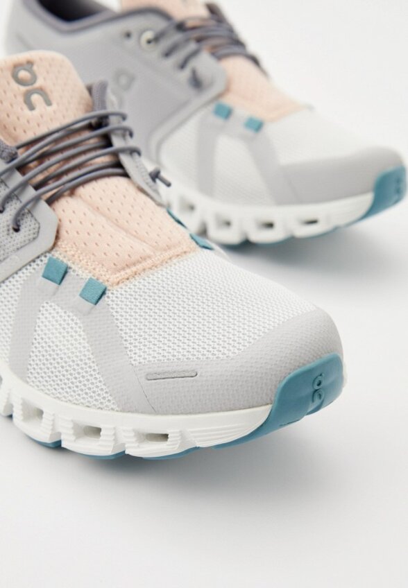 Кроссовки On