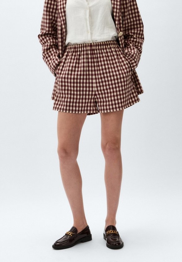 Шорты Tommy Hilfiger