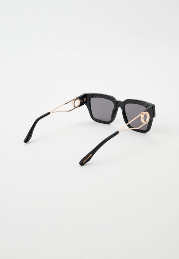 Очки солнцезащитные Trussardi