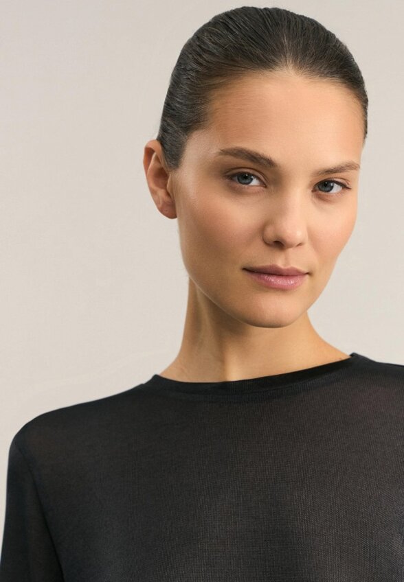 Лонгслив Zarina