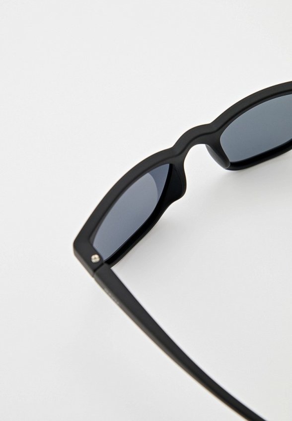 Очки солнцезащитные Invu