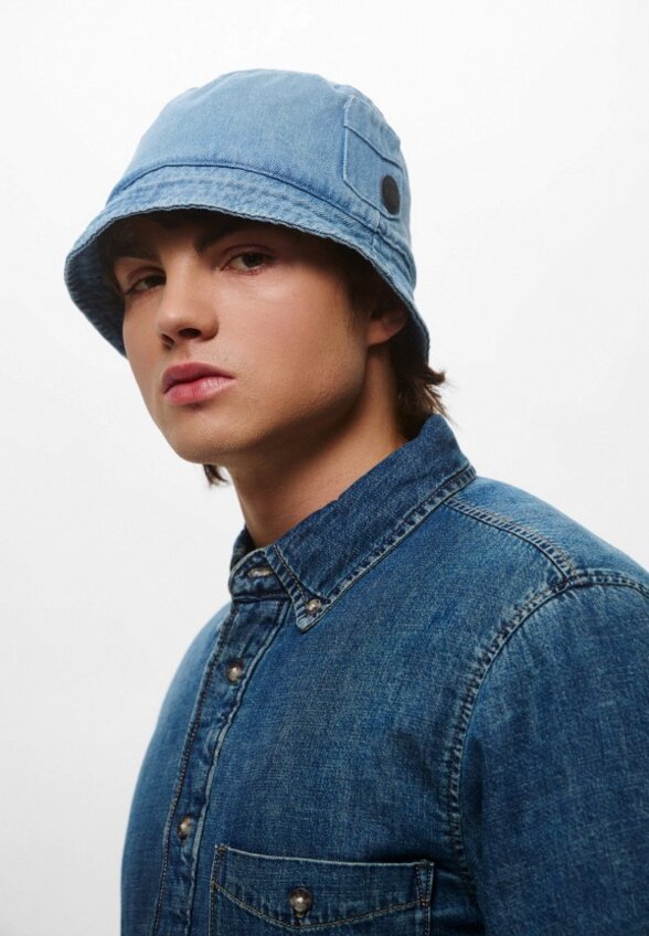 Панама Trussardi