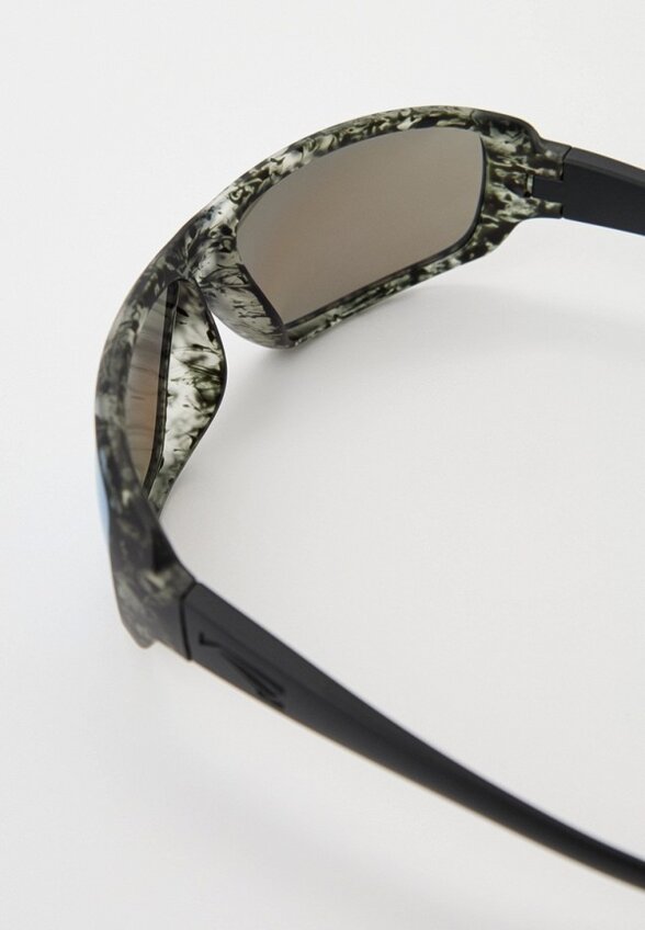 Очки солнцезащитные Lip