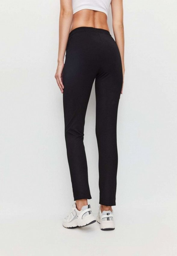 Брюки спортивные Zavi