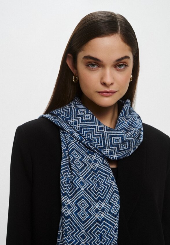 Палантин Pollini