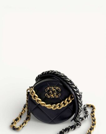 Chanel 19 женщинам