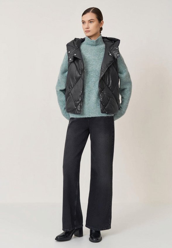 Жилет стеганый Baon