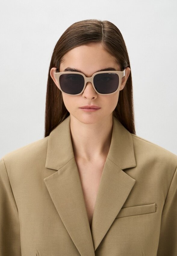 Очки солнцезащитные Armani Exchange