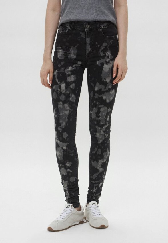 Джинсы Trussardi