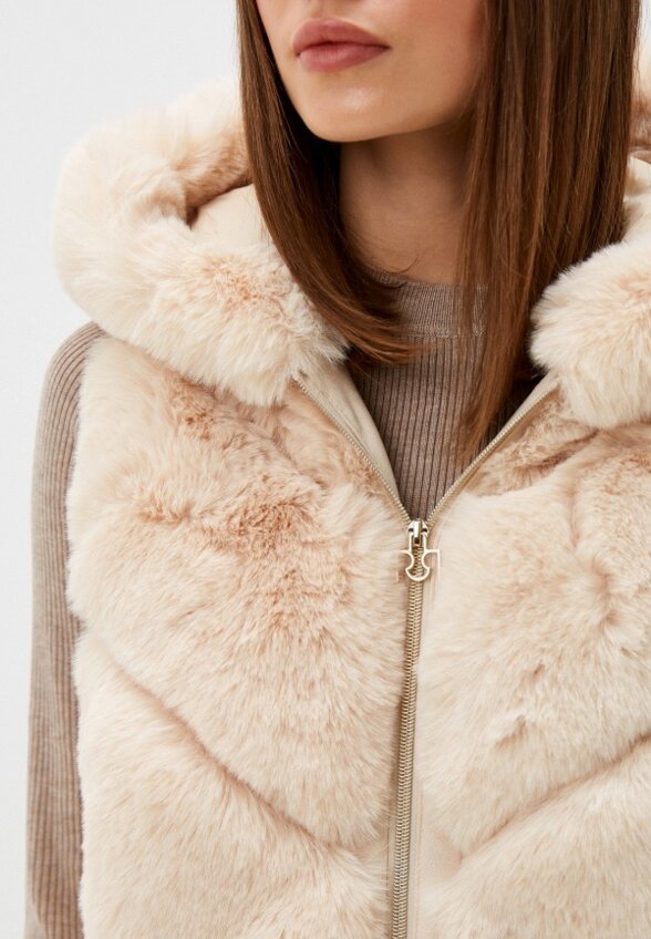 Жилет меховой Rinascimento