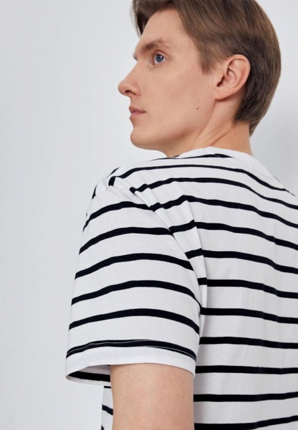 Футболка Finn Flare