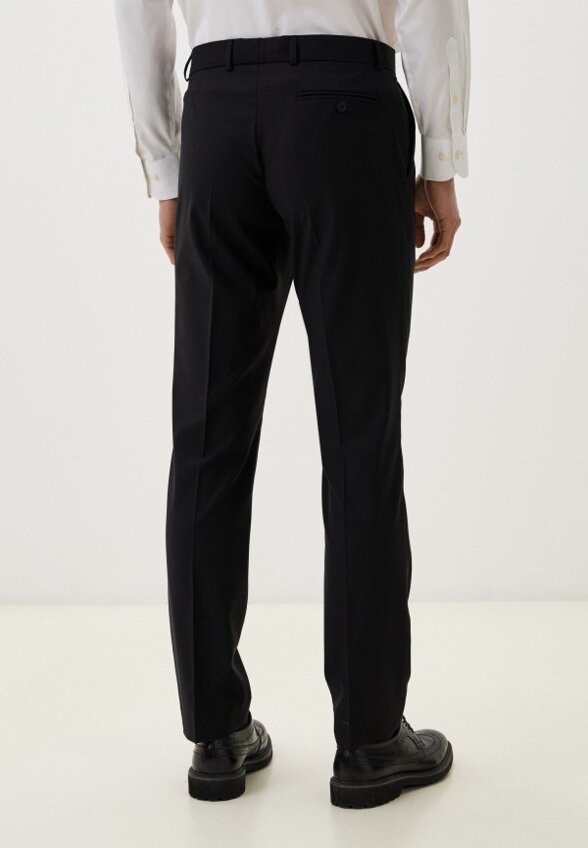 Костюм классический Laconi