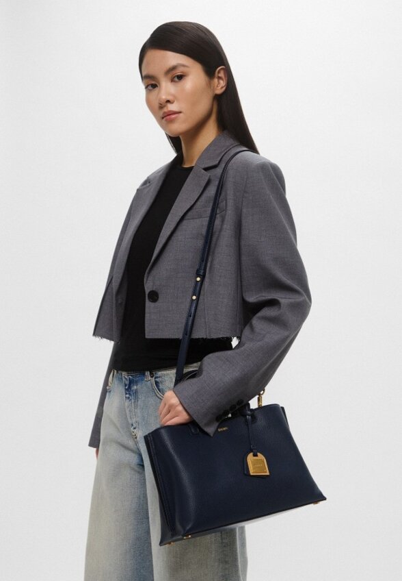 Сумка и брелок DKNY