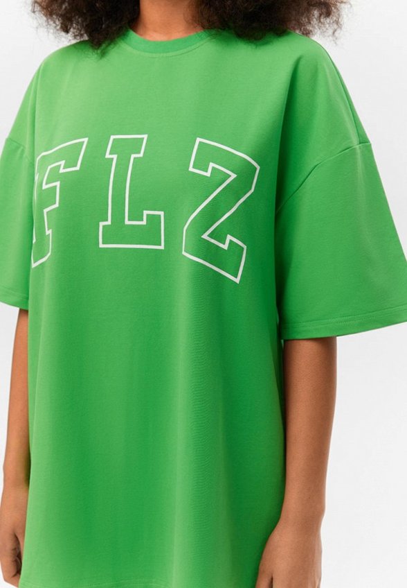 Футболка Feelz