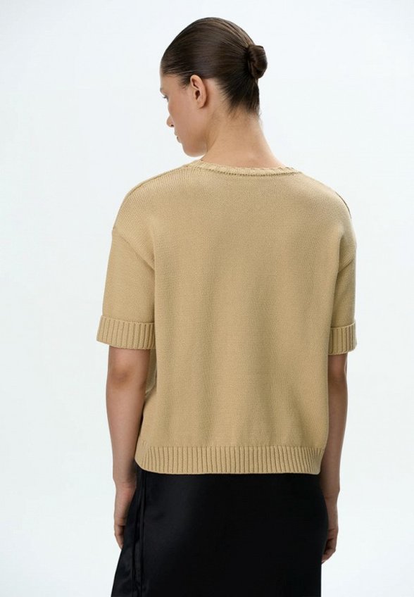 Джемпер Brusnika